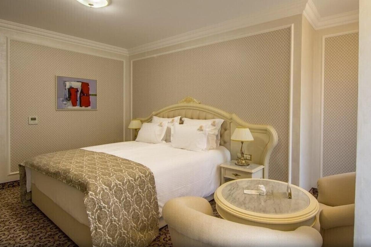 Residence City Garden - Certificate Of Excellence Top 10 Best Five-Stars City Hotels For 2024 Awarded By Htif 普罗夫迪夫 外观 照片