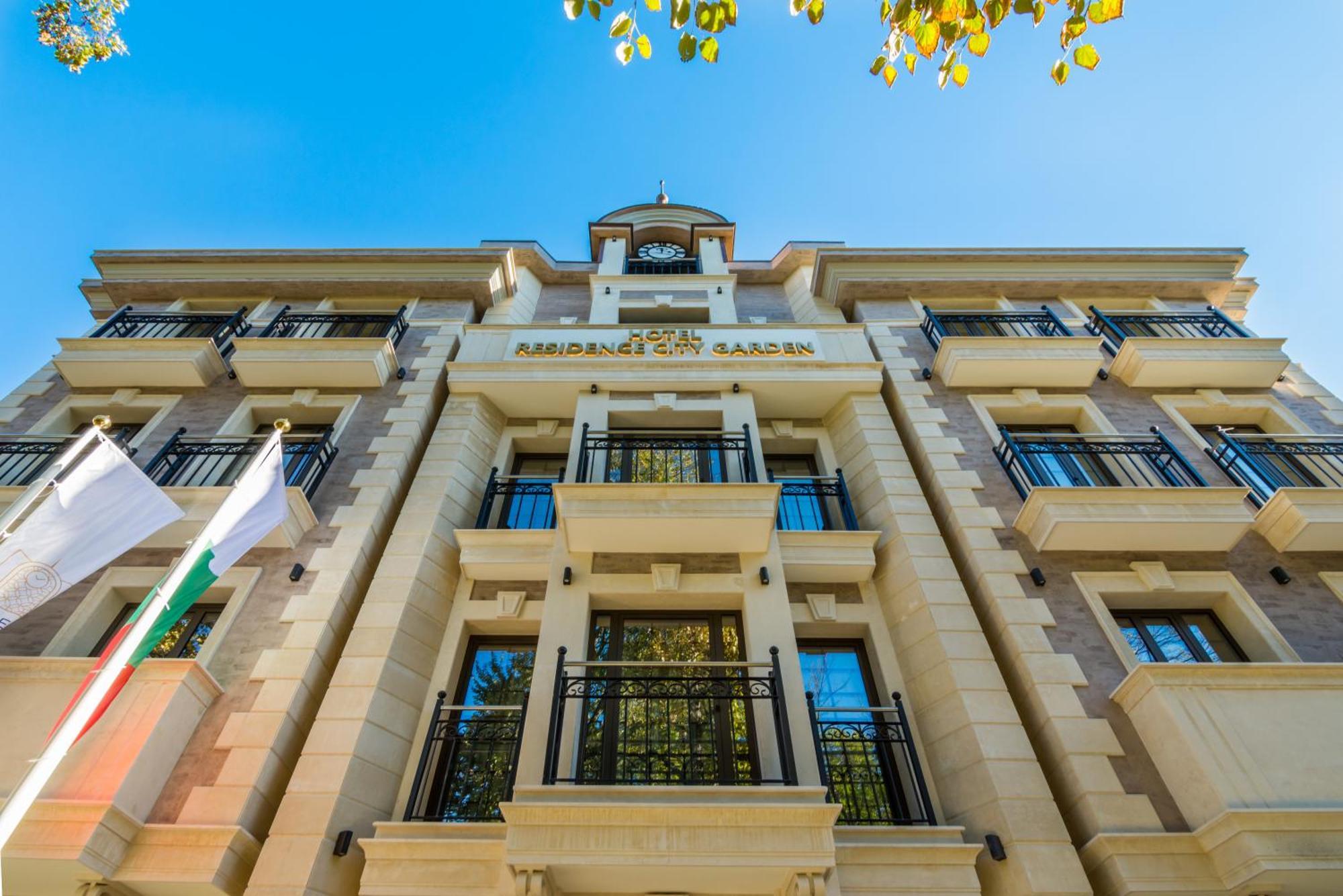 Residence City Garden - Certificate Of Excellence Top 10 Best Five-Stars City Hotels For 2024 Awarded By Htif 普罗夫迪夫 外观 照片
